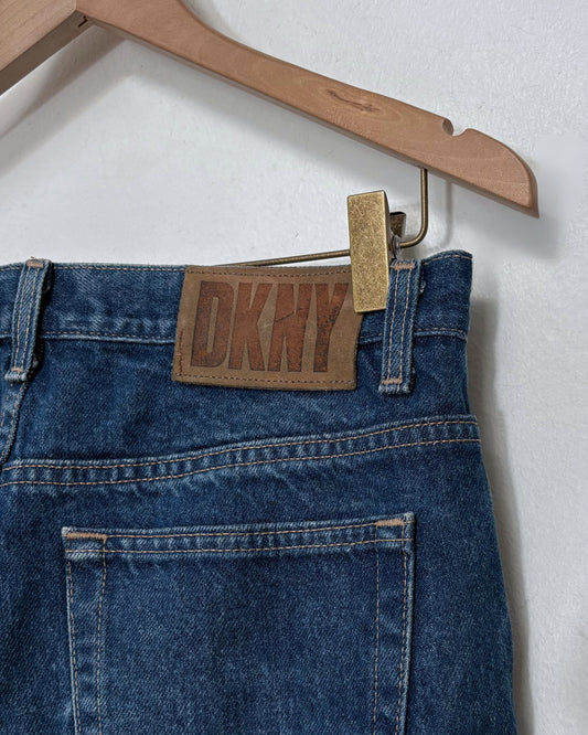 DKNY Denim 31"