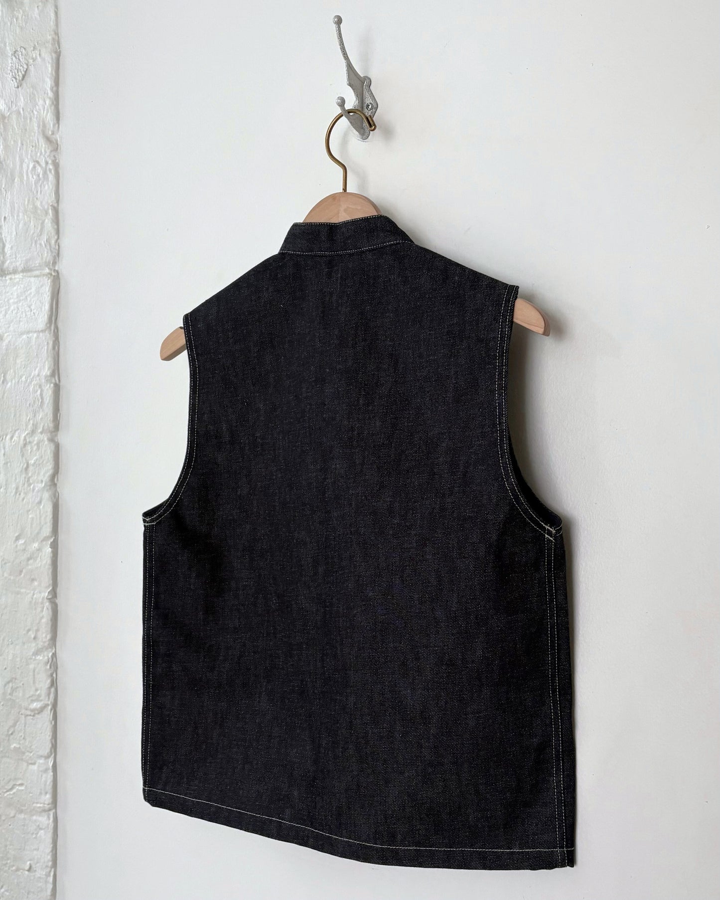 Agnes B. Homme Vest