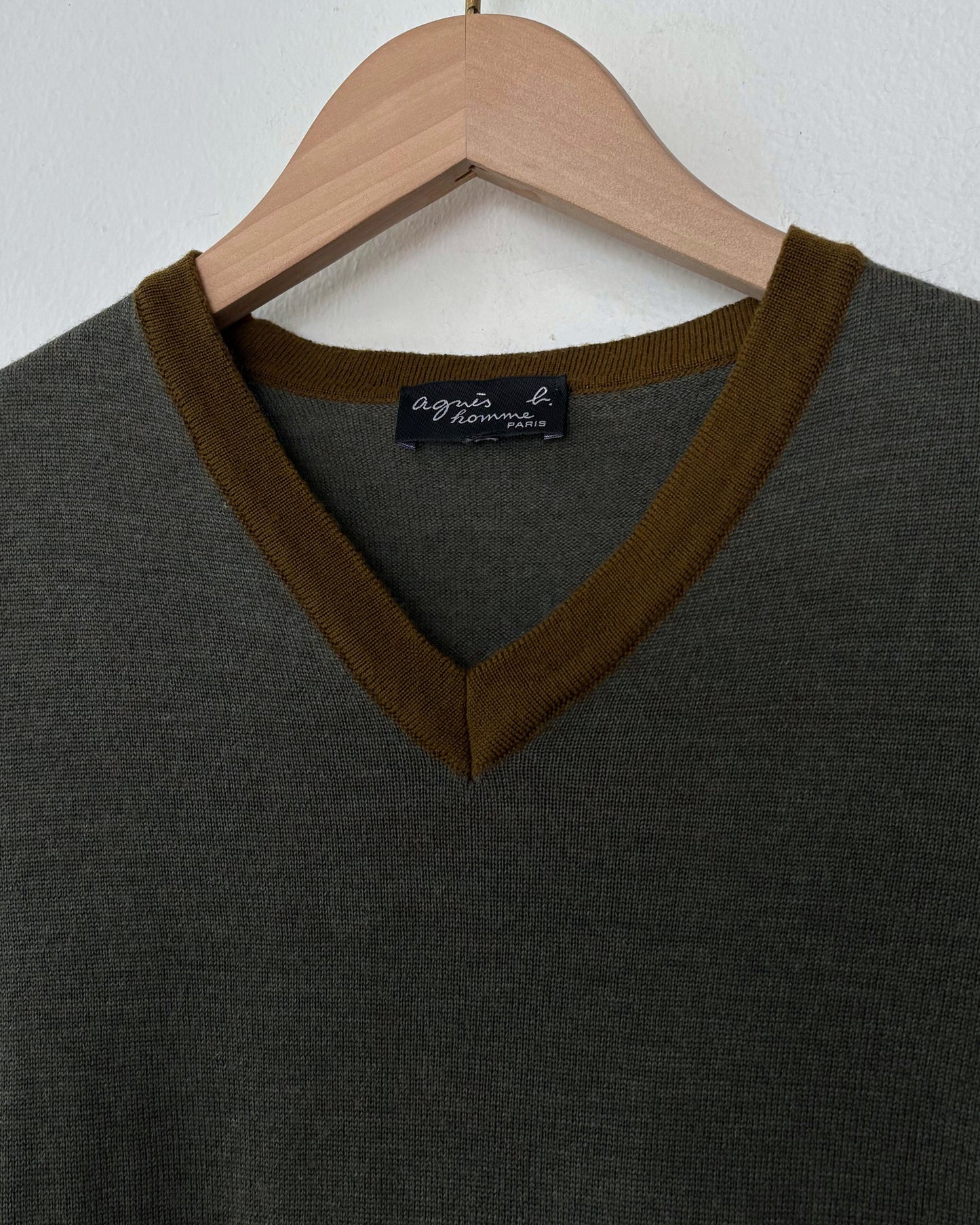 Agnes B. Knitwear