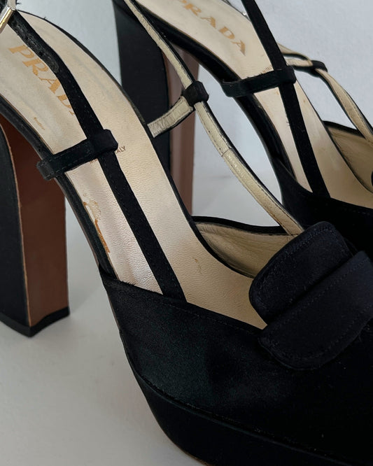 Prada Pumps