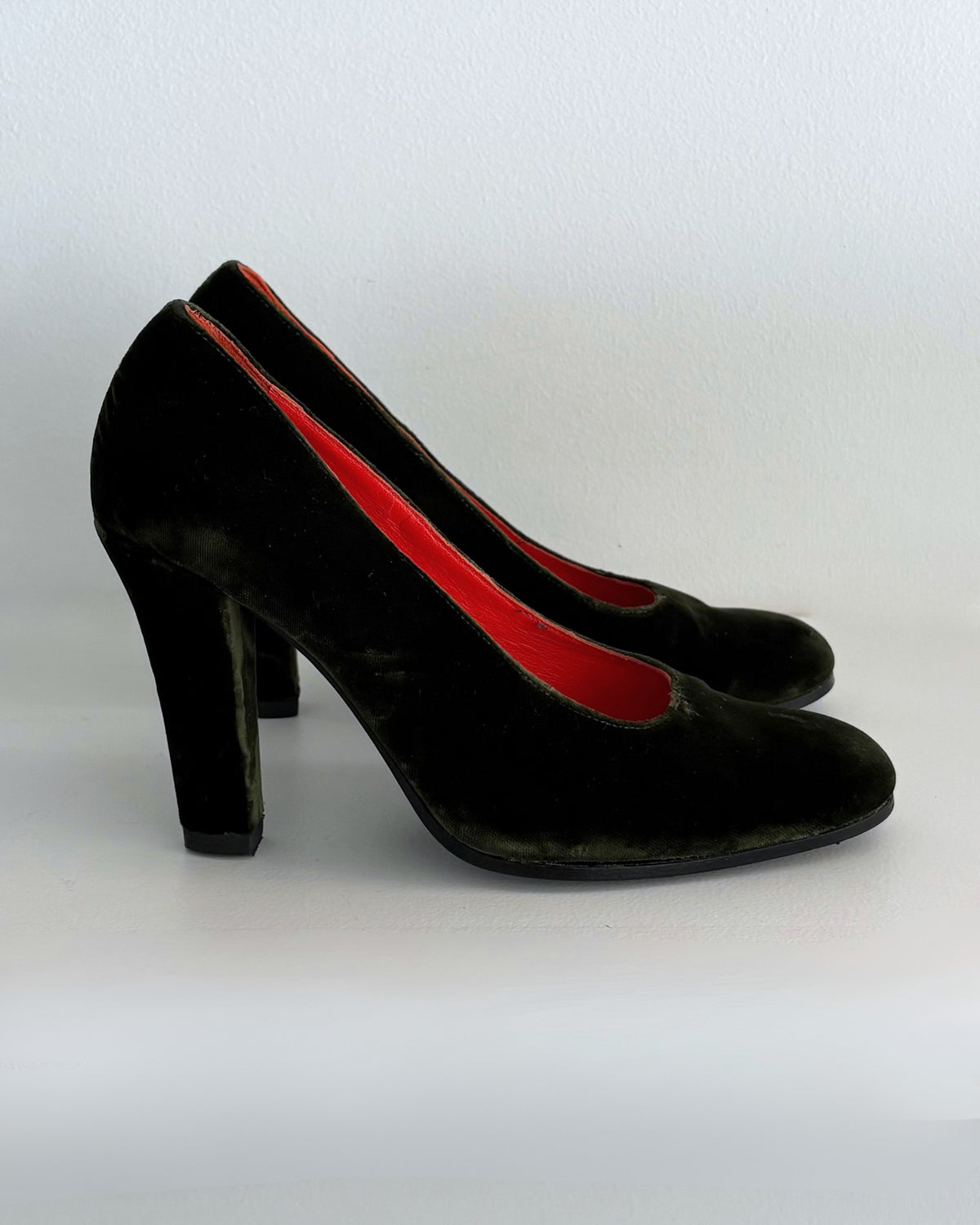 Robert Clergerie Velvet Pumps