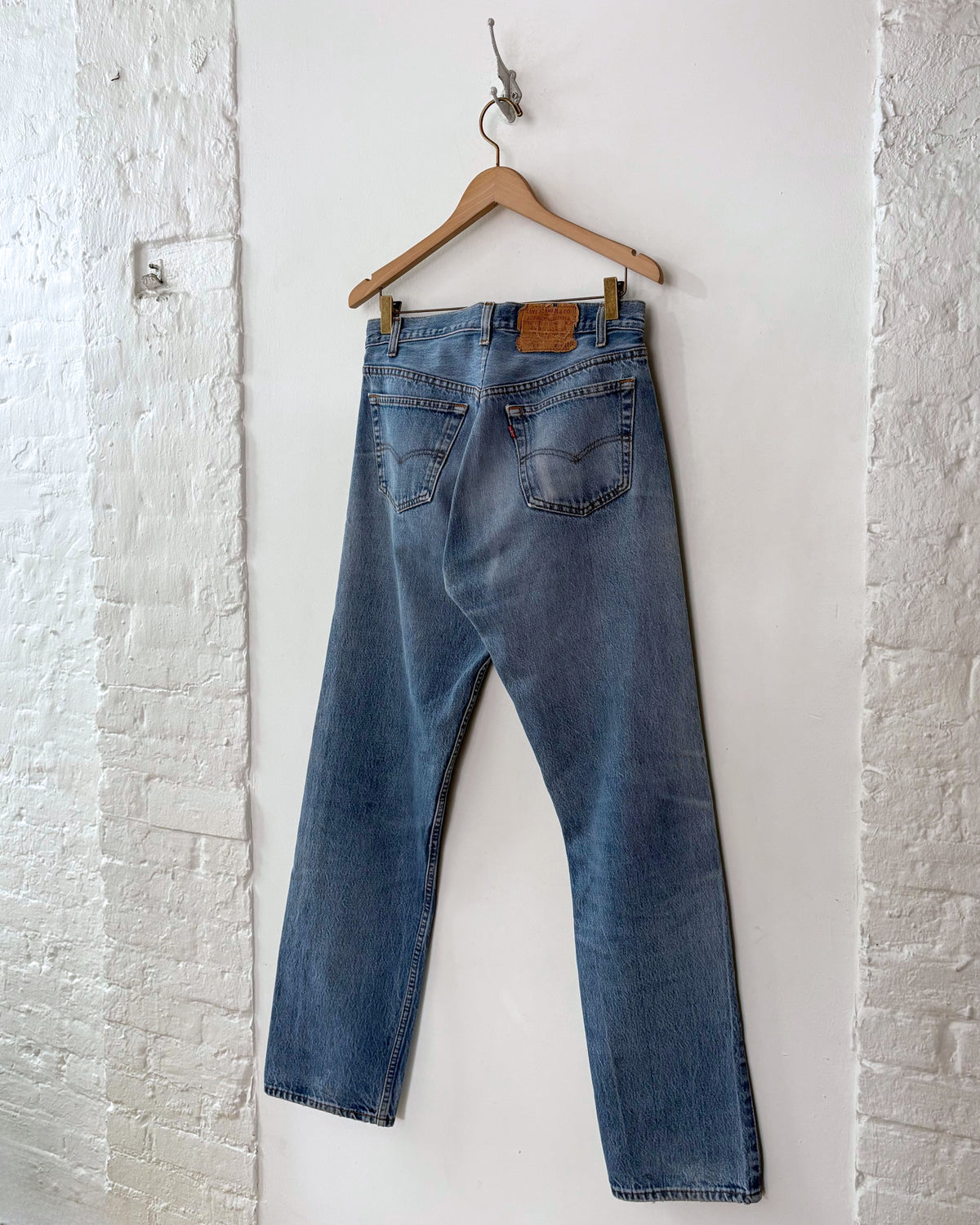 Vintage Levi's 501 (32x33)