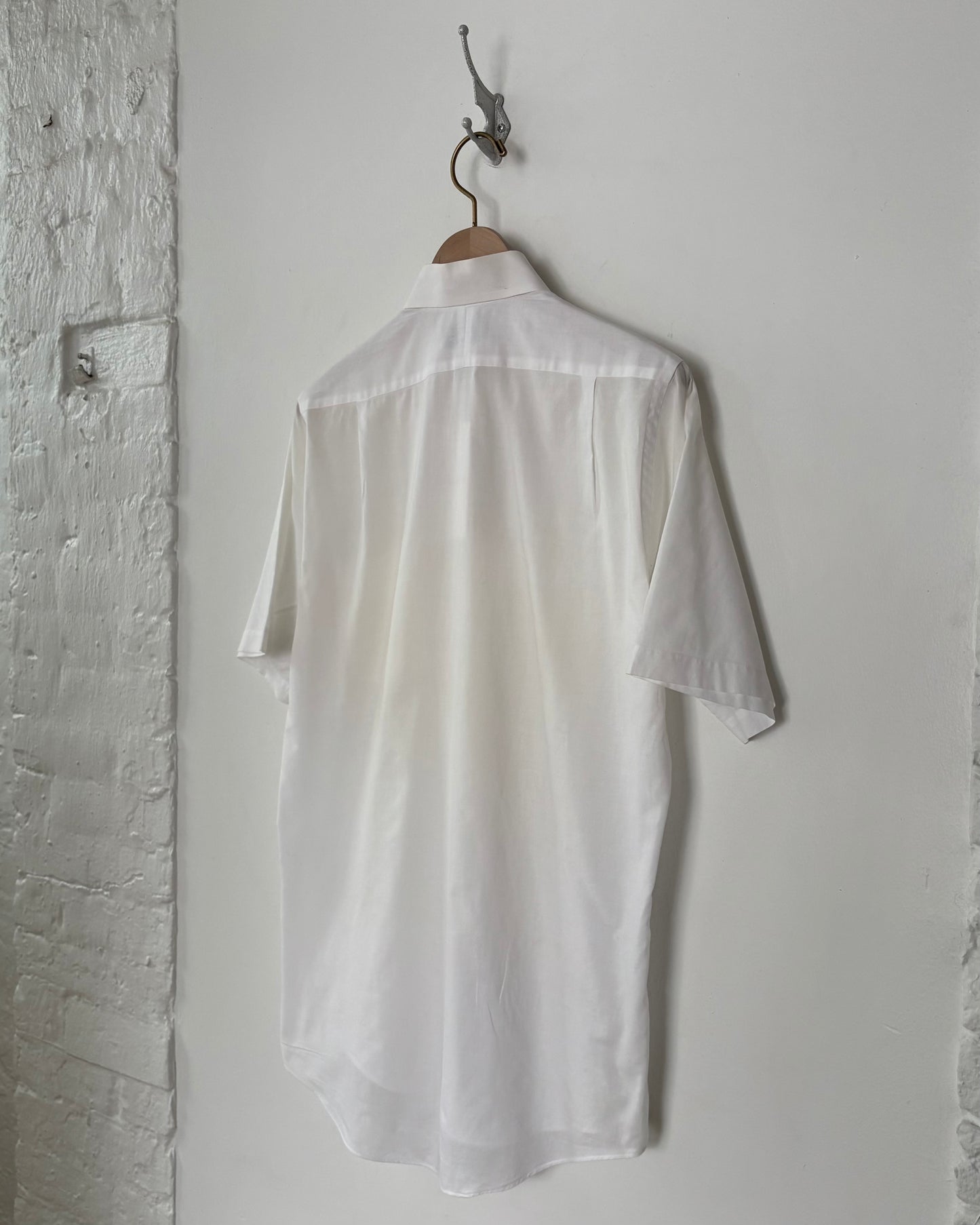 Saks Button Down