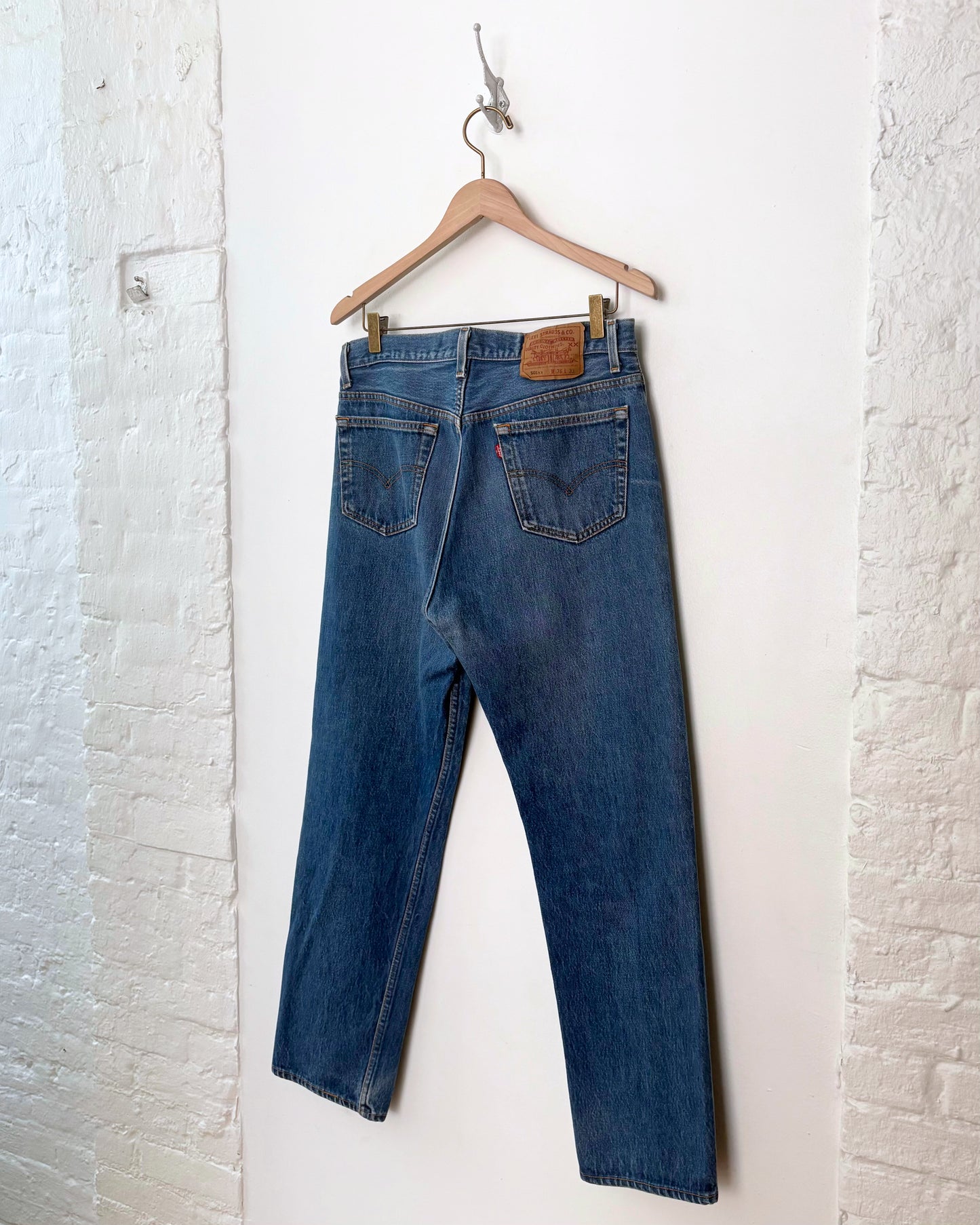 Vintage Levi's 501 (33x29)