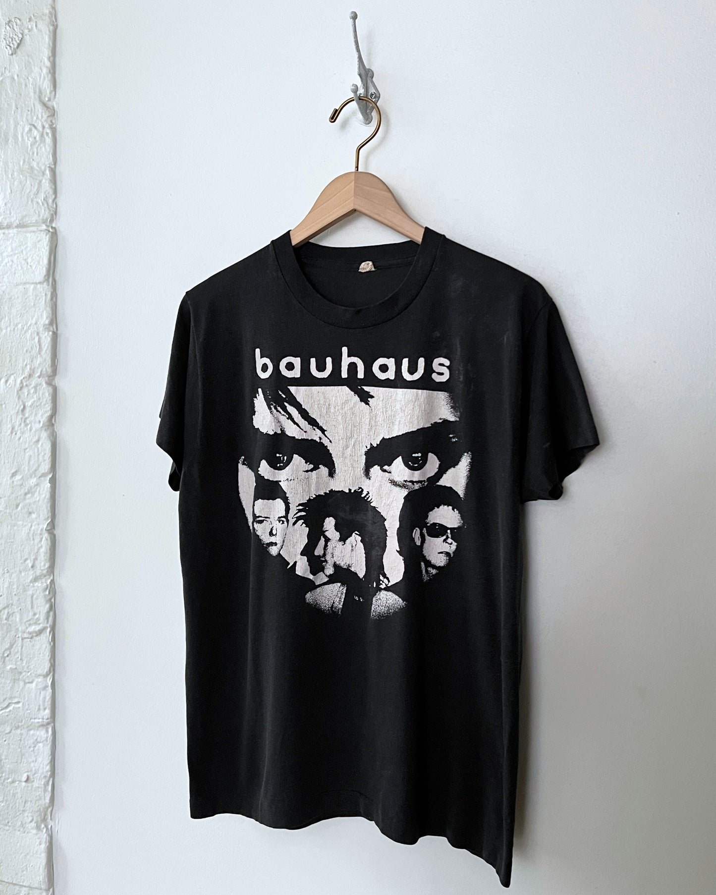 Bauhaus Tee