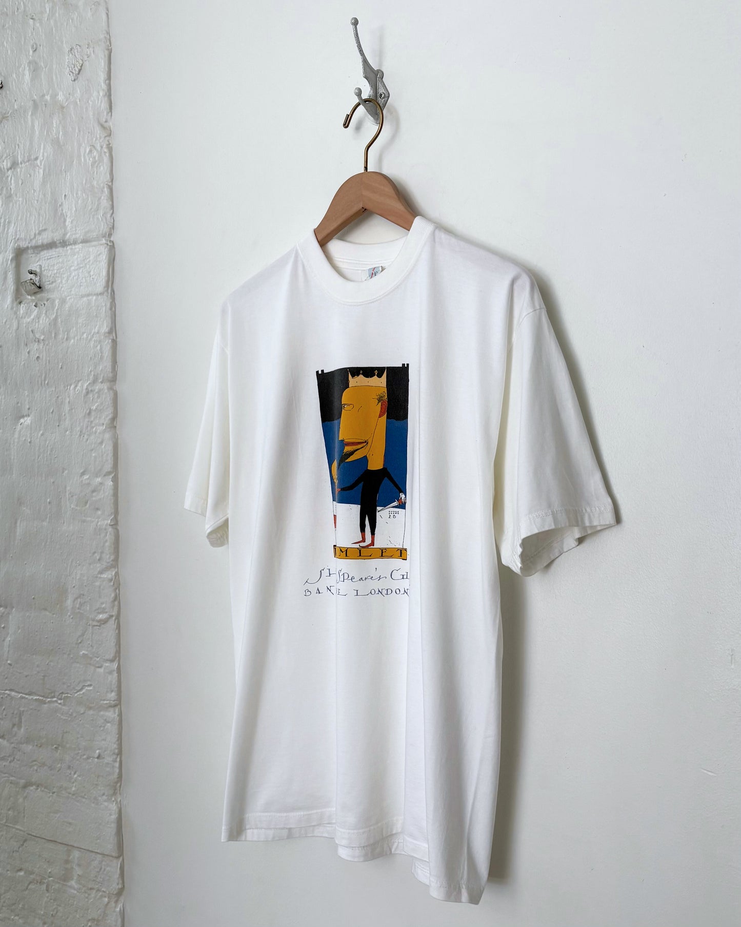 Hamlet Globe Tee