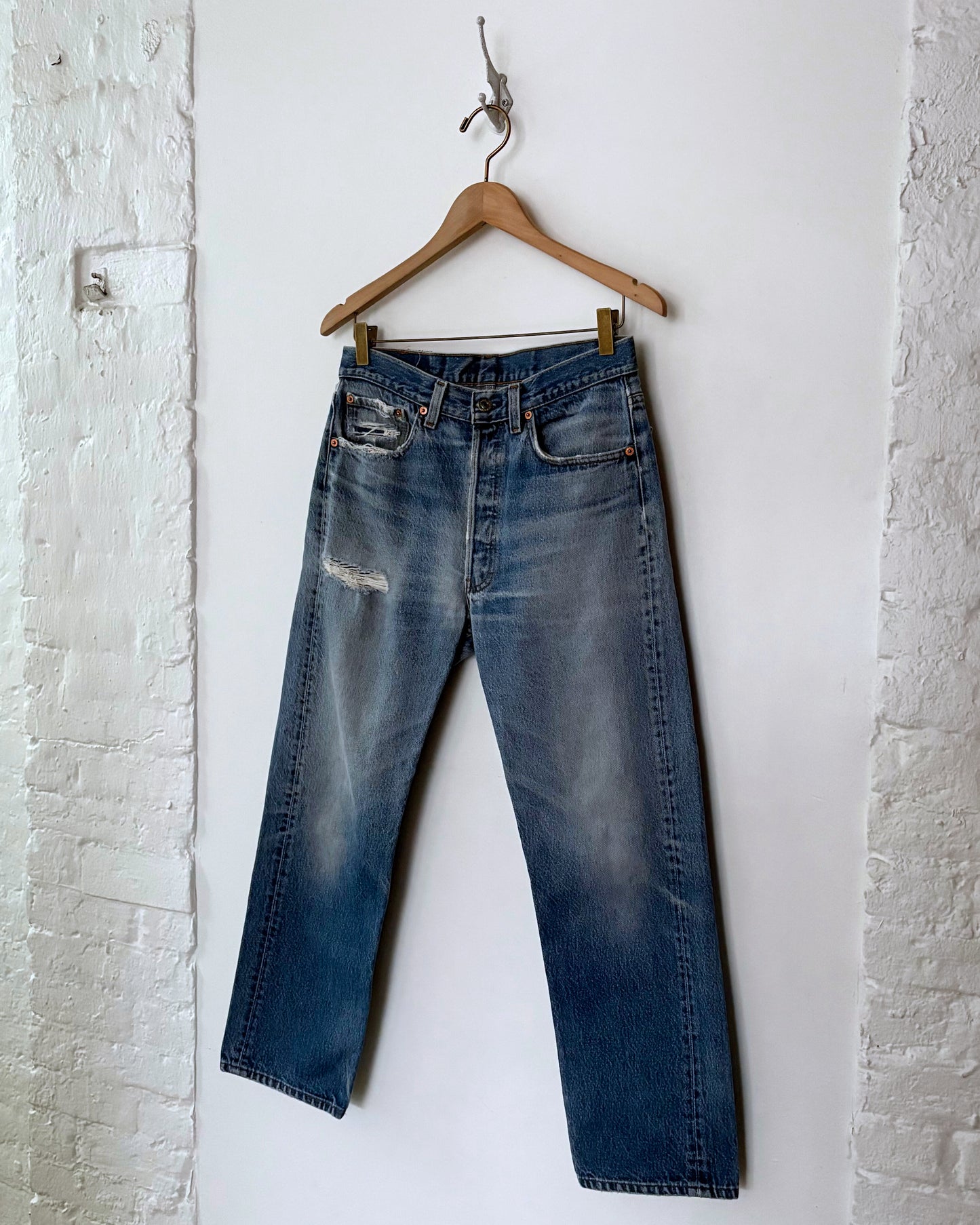 Vintage Levi's 501 (30x26)