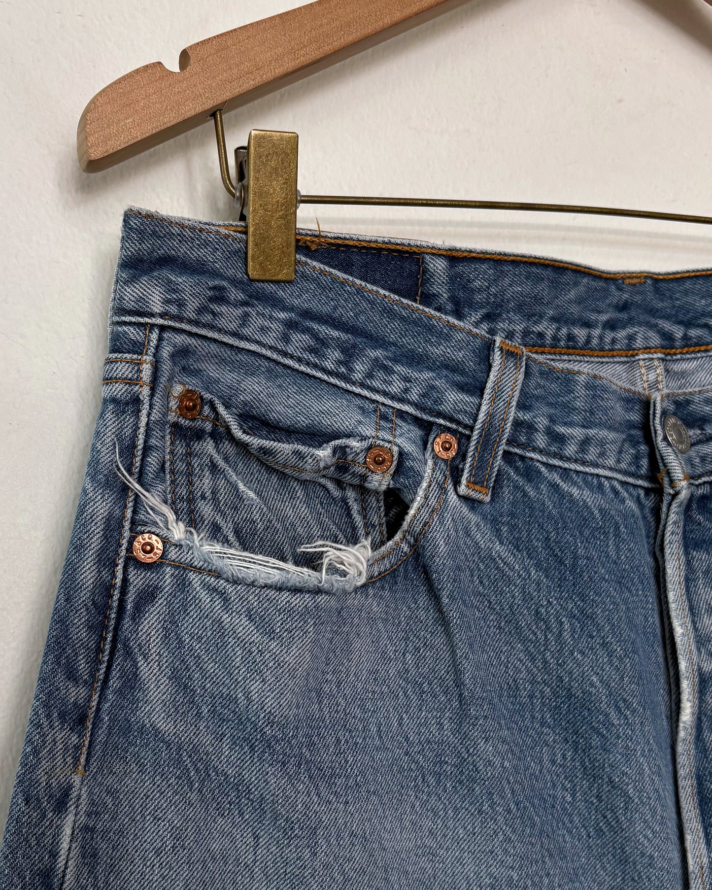 Vintage Levi's 501 (32x31)