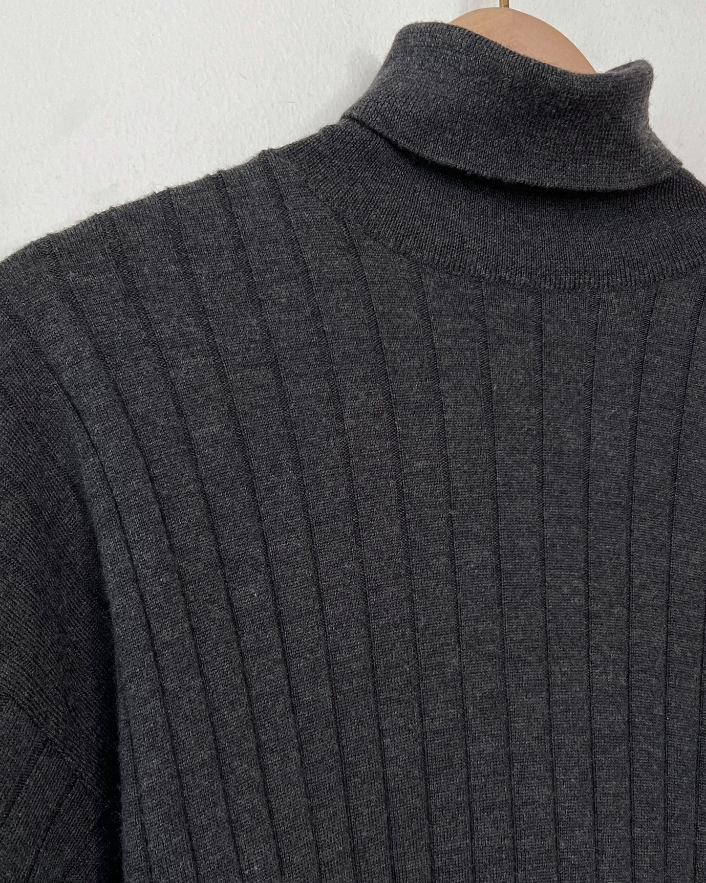 Saks Turtleneck