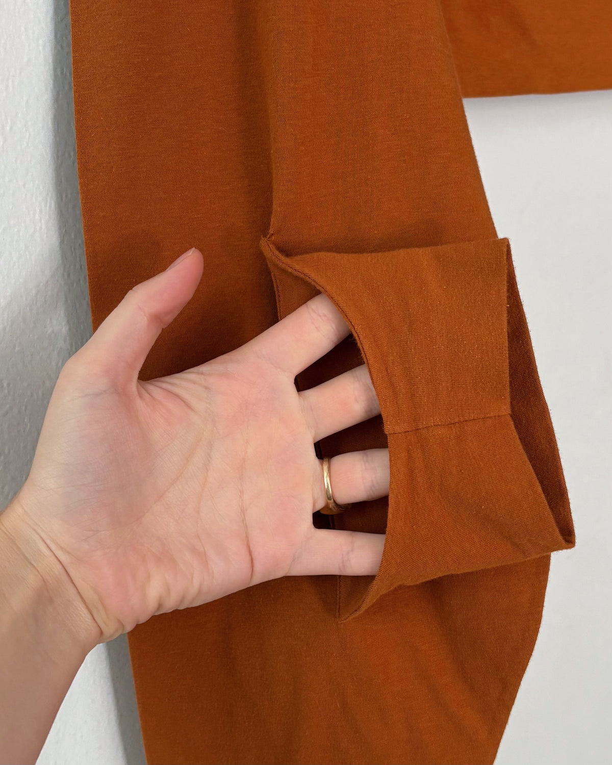 Romeo Gigli Shrug