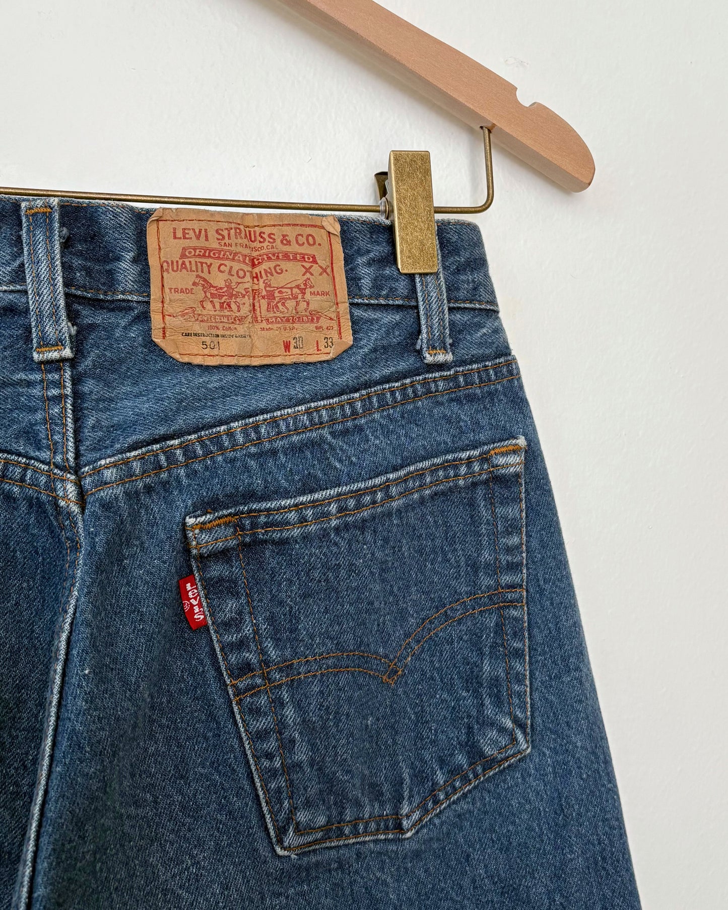 Vintage Levi's 501 (26x28)