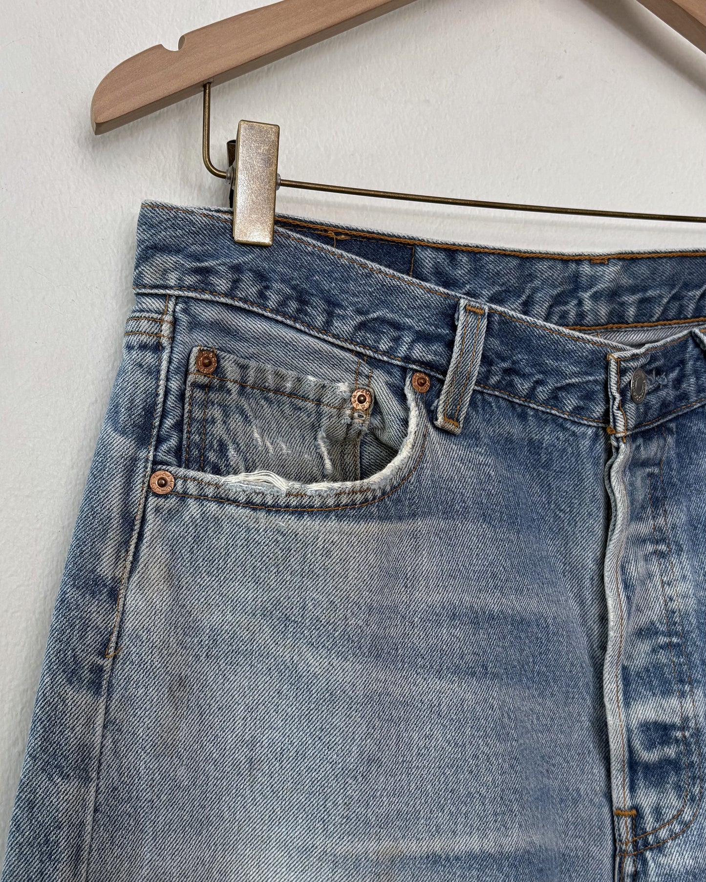 Vintage Levi's 501 (33x29)