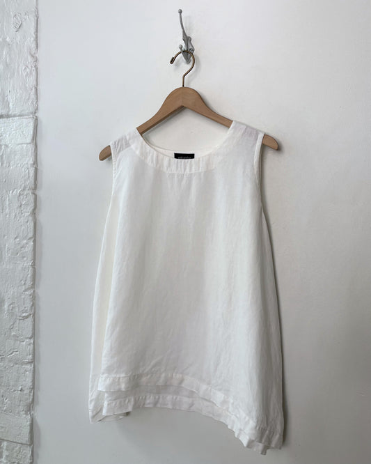 Eskandar Sleeveless Blouse