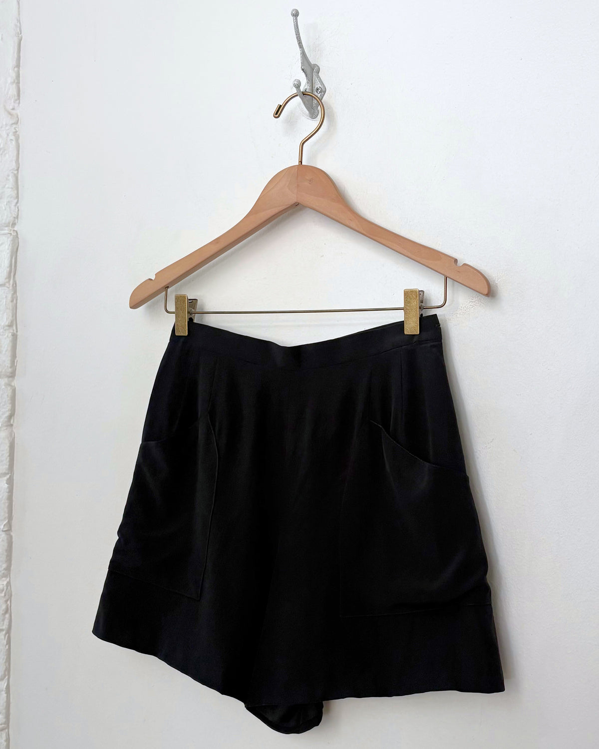 Karl Lagerfeld Shorts 28"