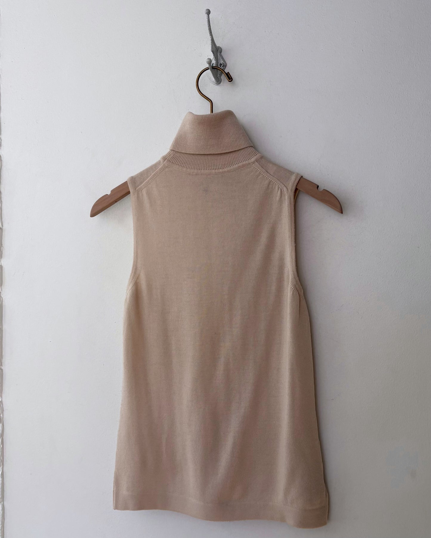 Henri Bendel Knitwear