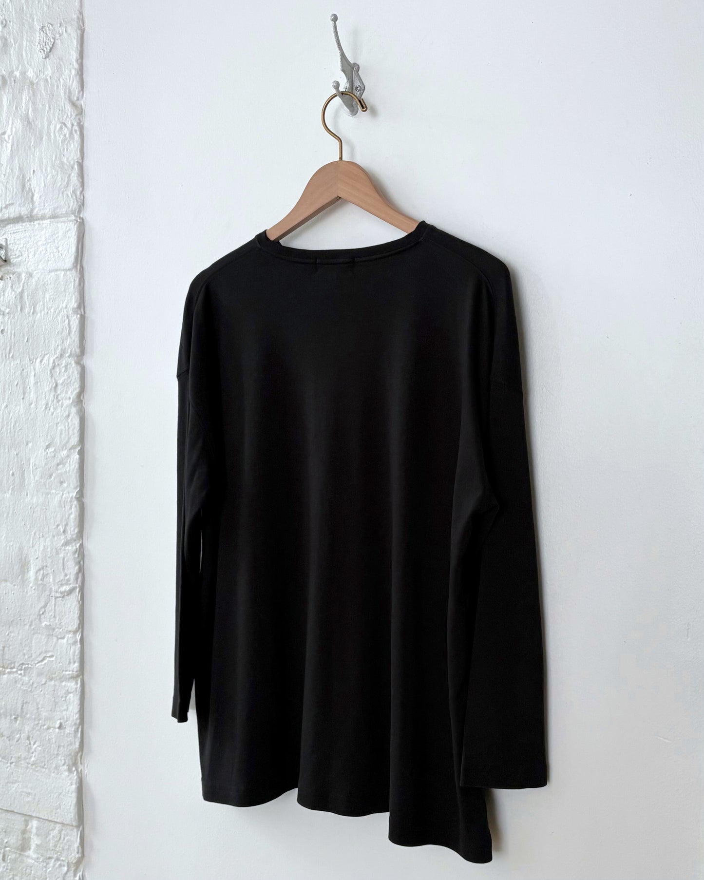 Eskandar Long Sleeve