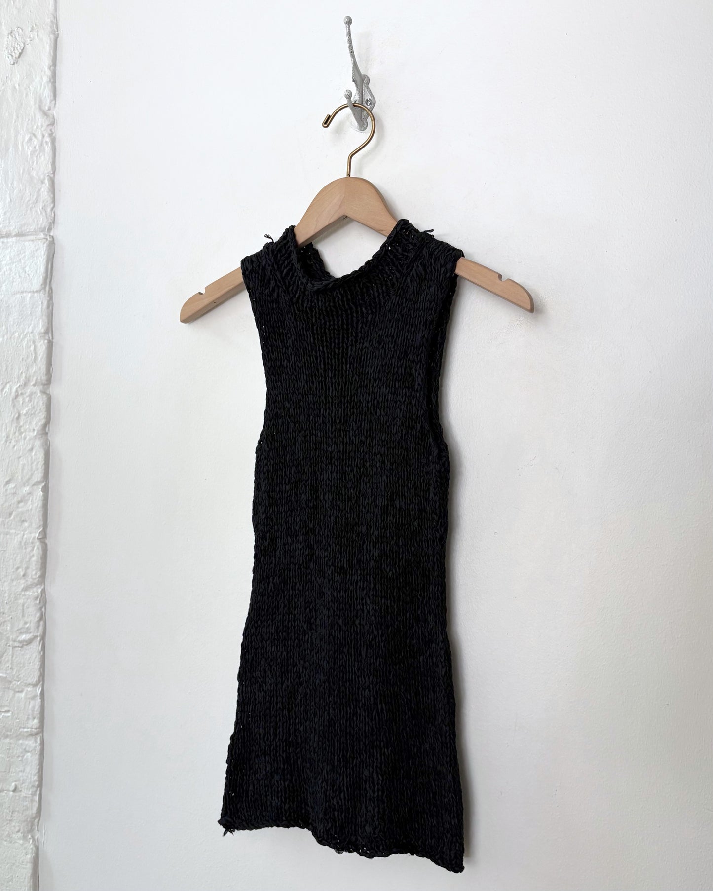 Donna Karan Sleeveless Knitwear