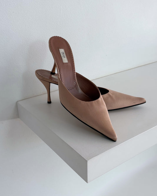 Prada Pumps