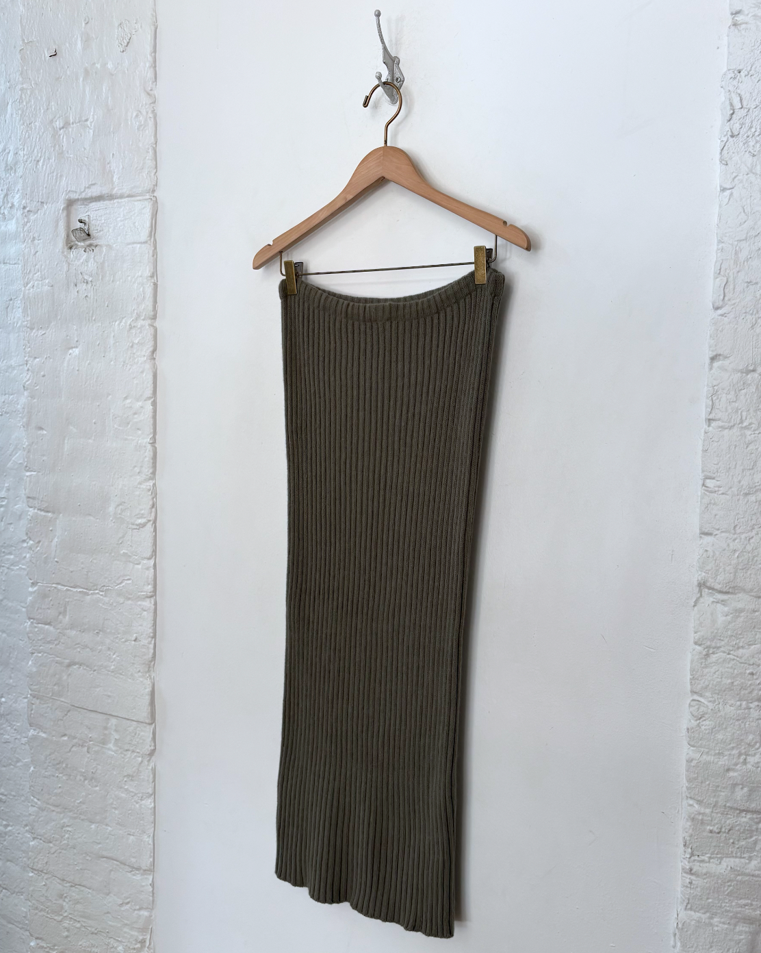Krizia Ribbed Long Skirt 29"