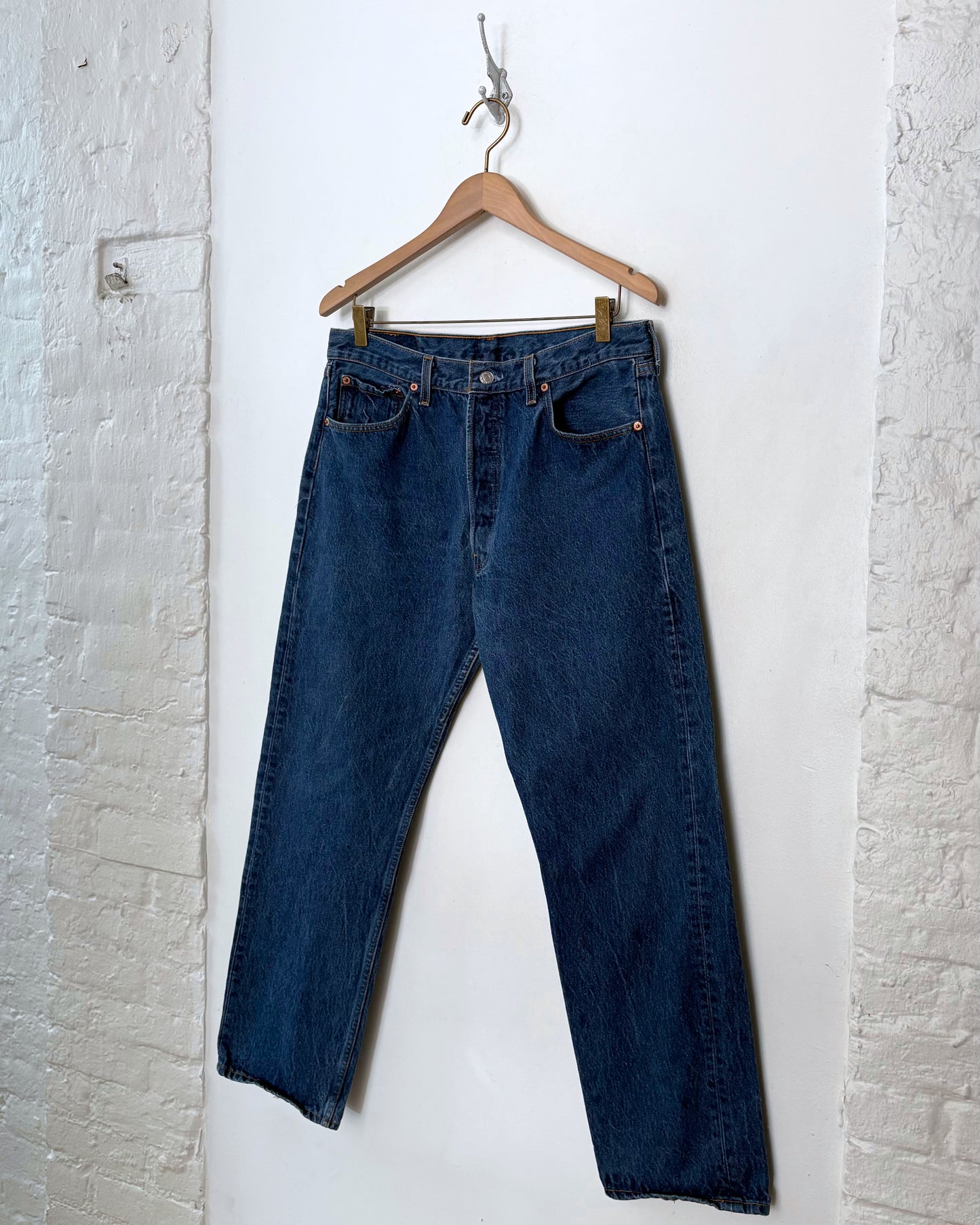 Vintage Levi's 501 (33x28)