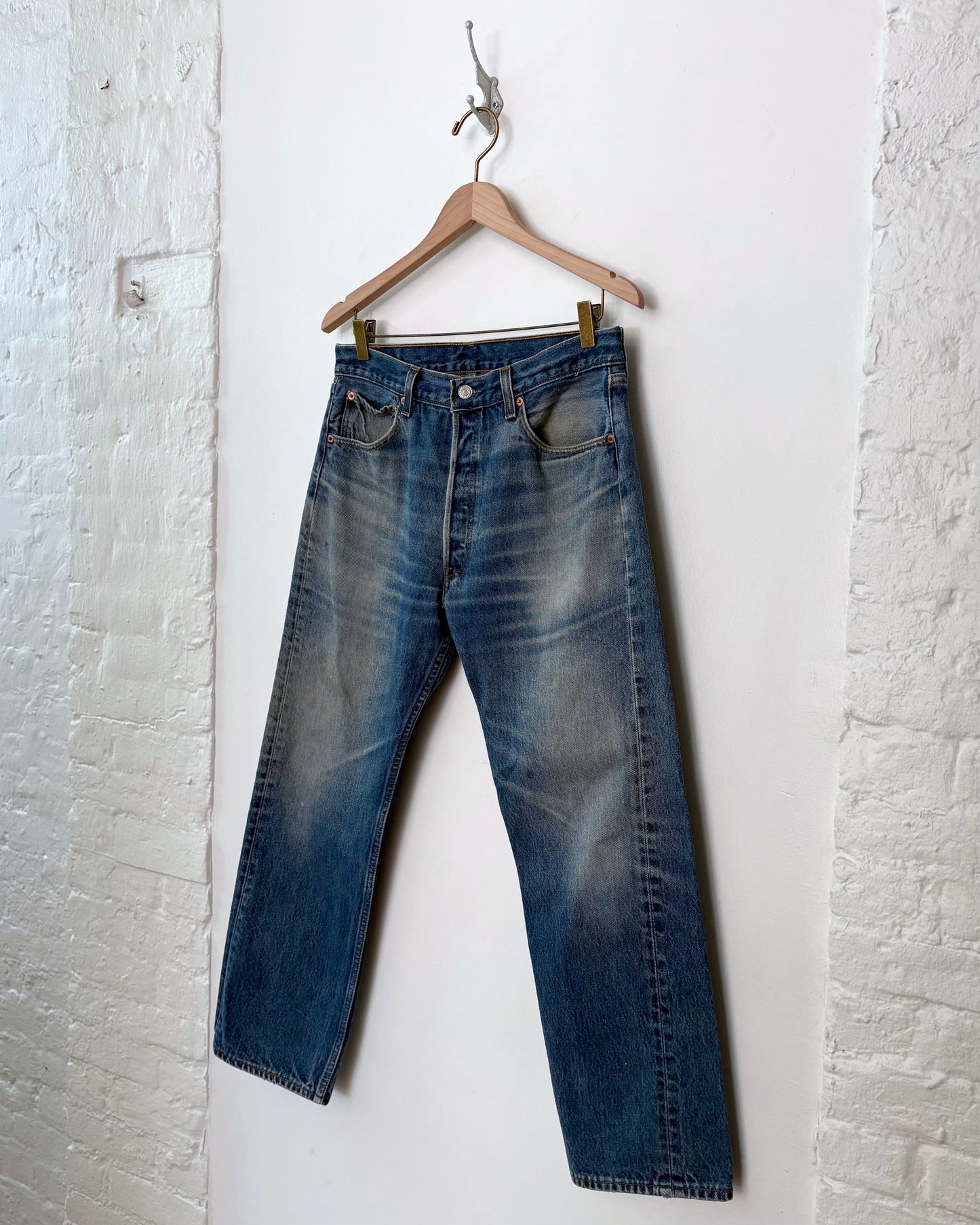 Vintage Levi's 501xx (32x28)