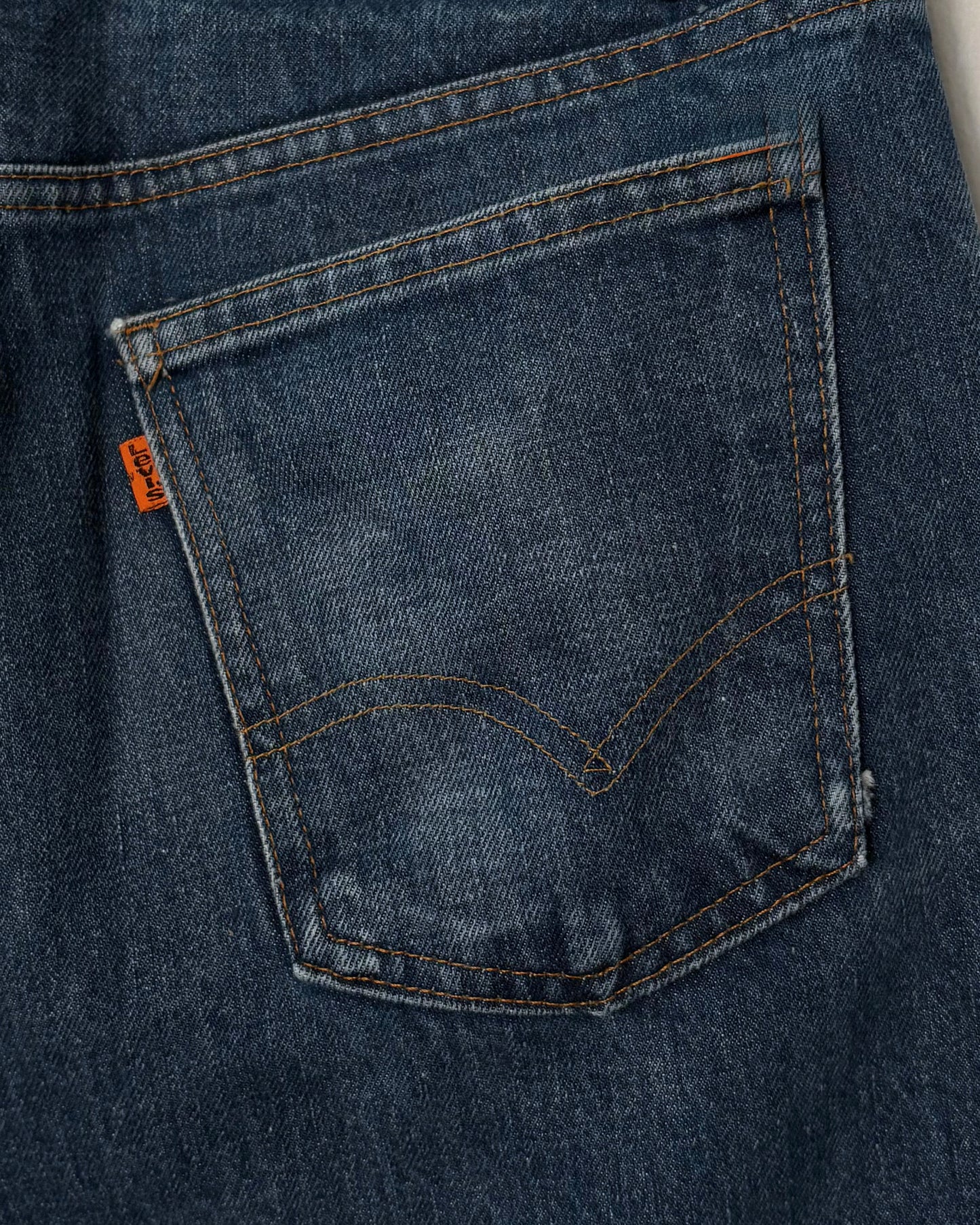 1980s Orange Tab Levi's 505 (32x26)