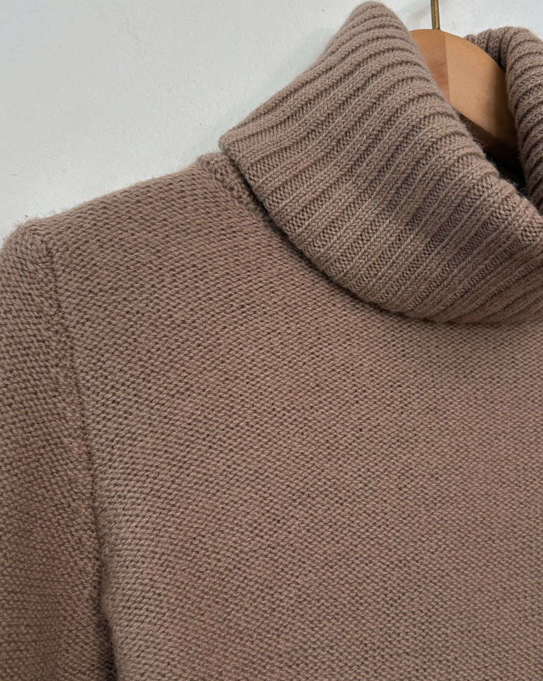 Ann Taylor Knitwear