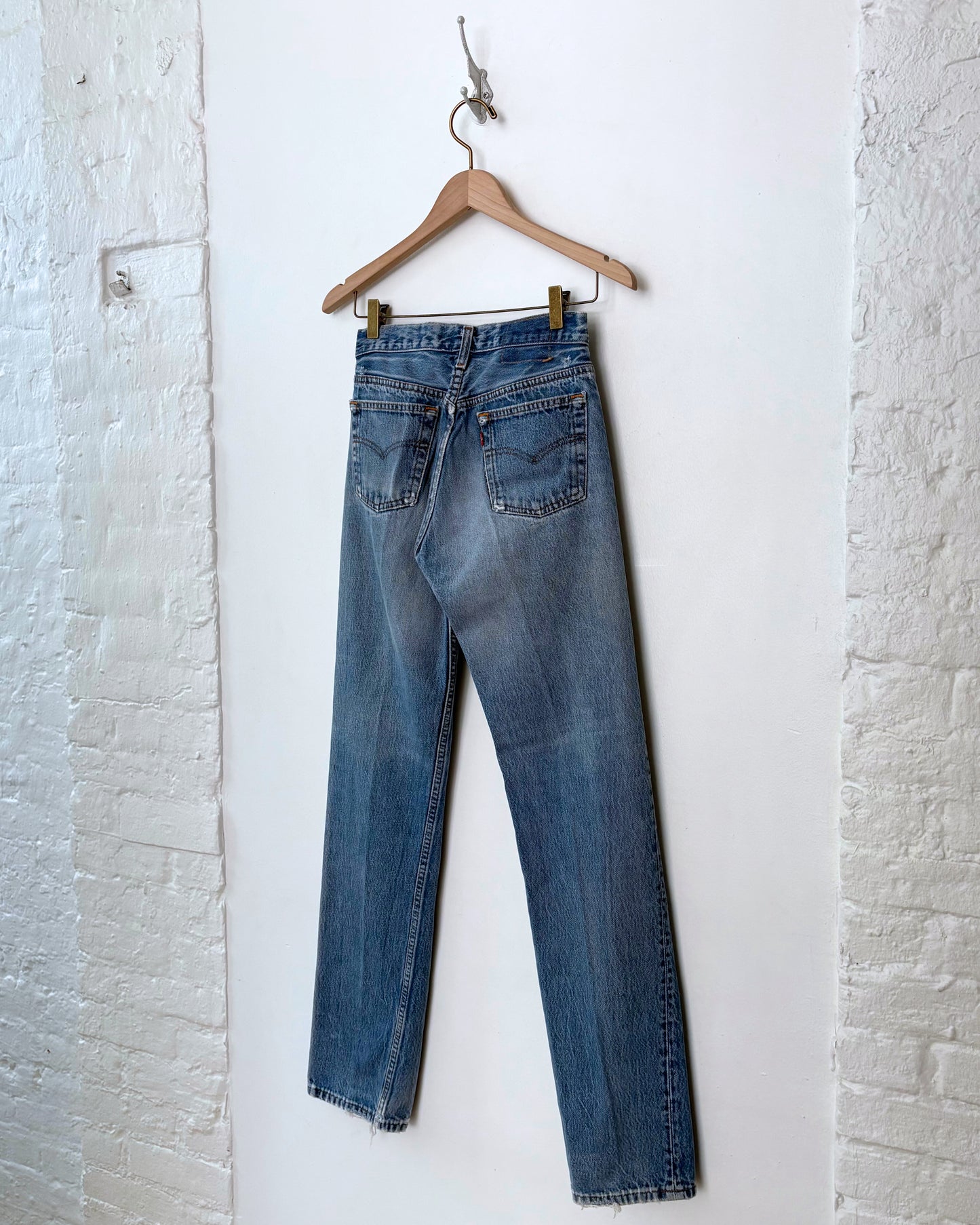 Vintage Levi's 501 (26x32)