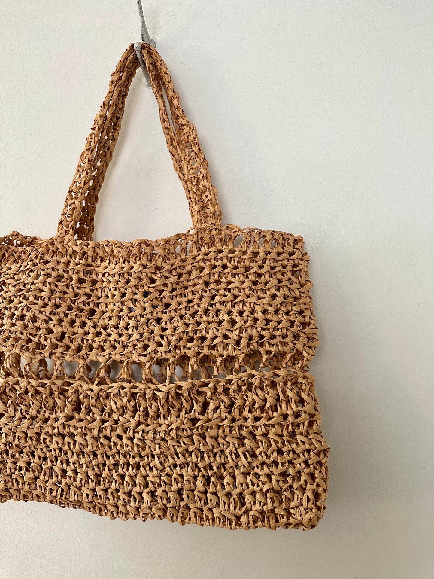 Raffia Tote 4 - Olivia Irja