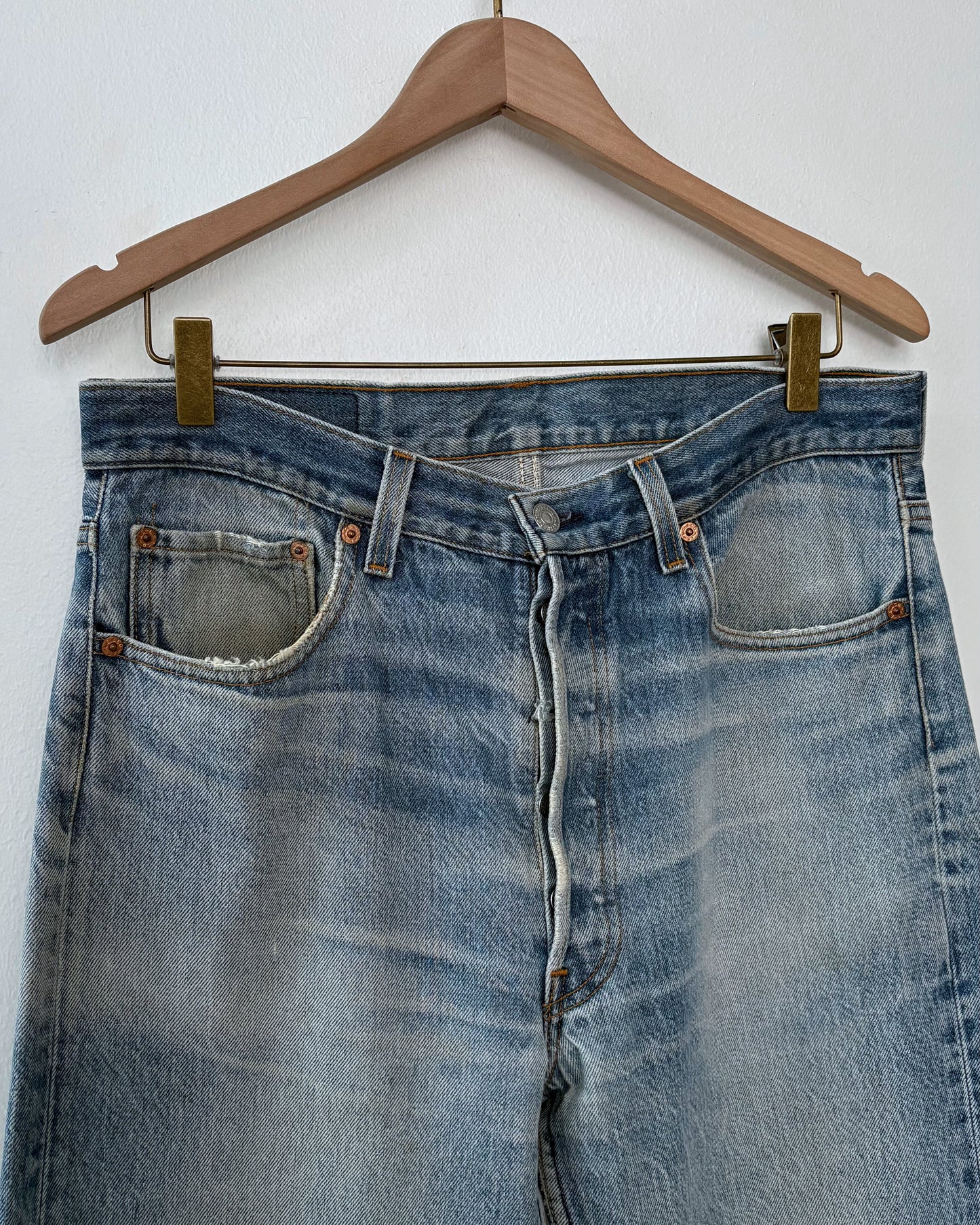 Vintage Levi's 501 (34x29)