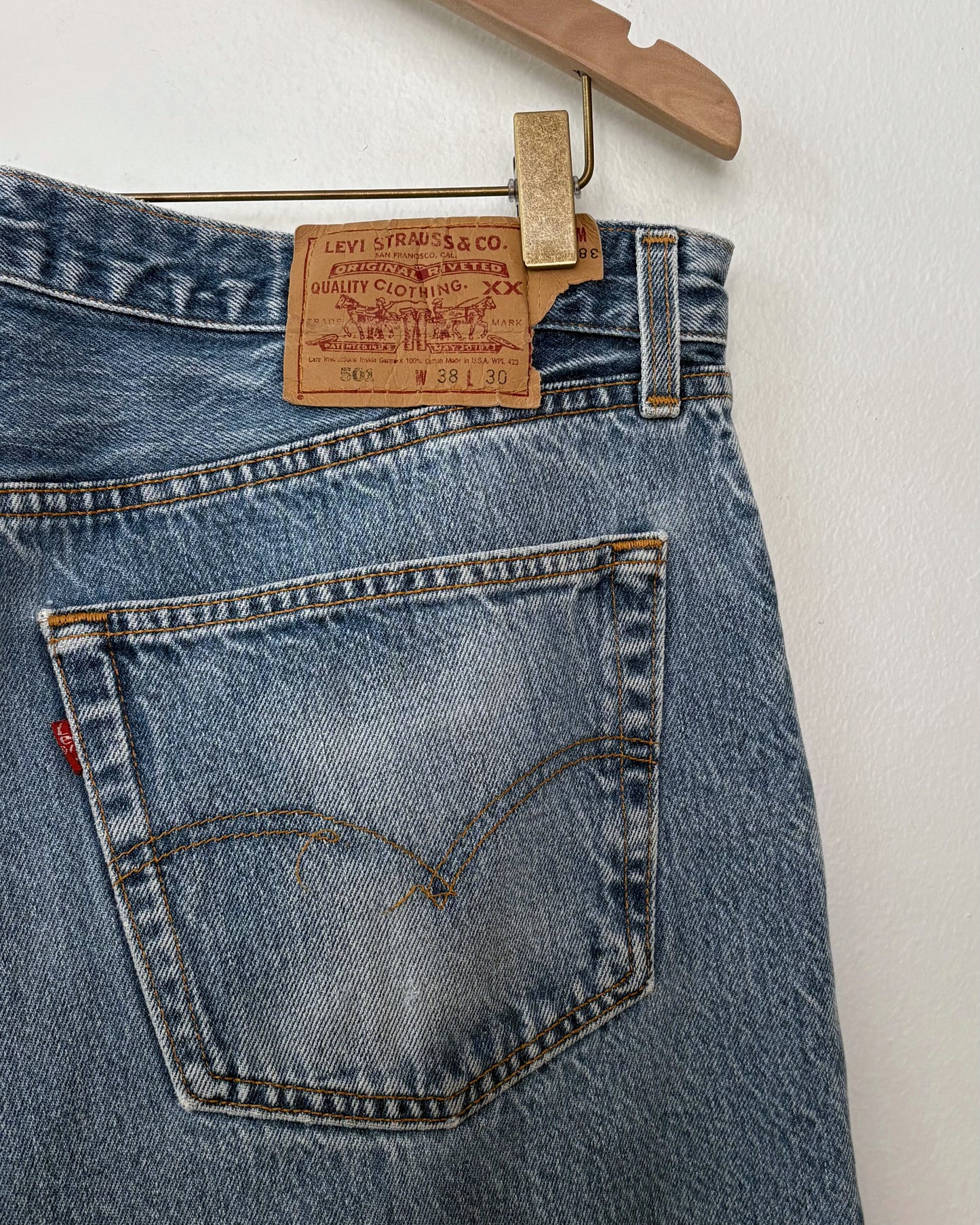 Vintage Levi's 501 (36x29)