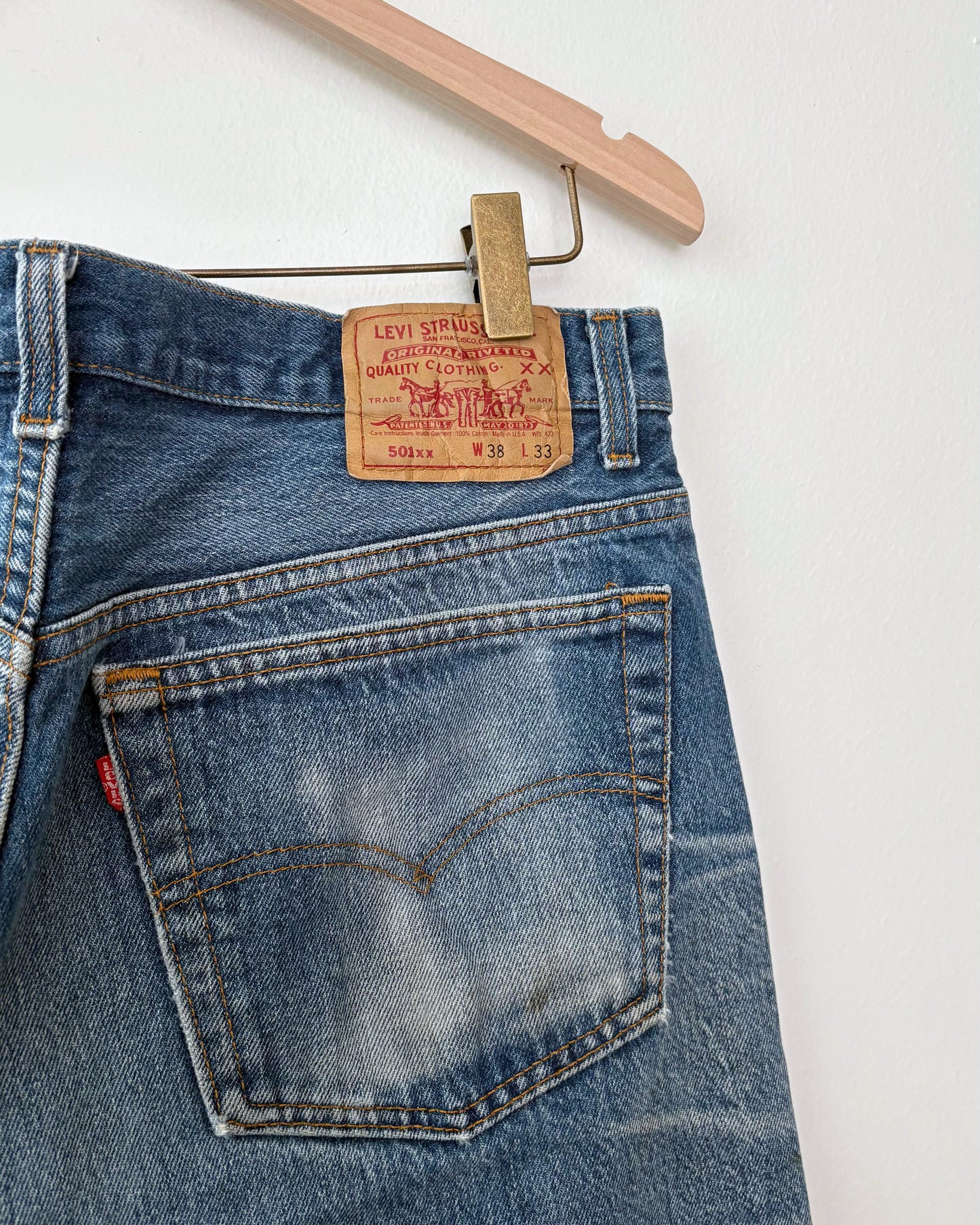 Vintage Levi's 501 (35x29)