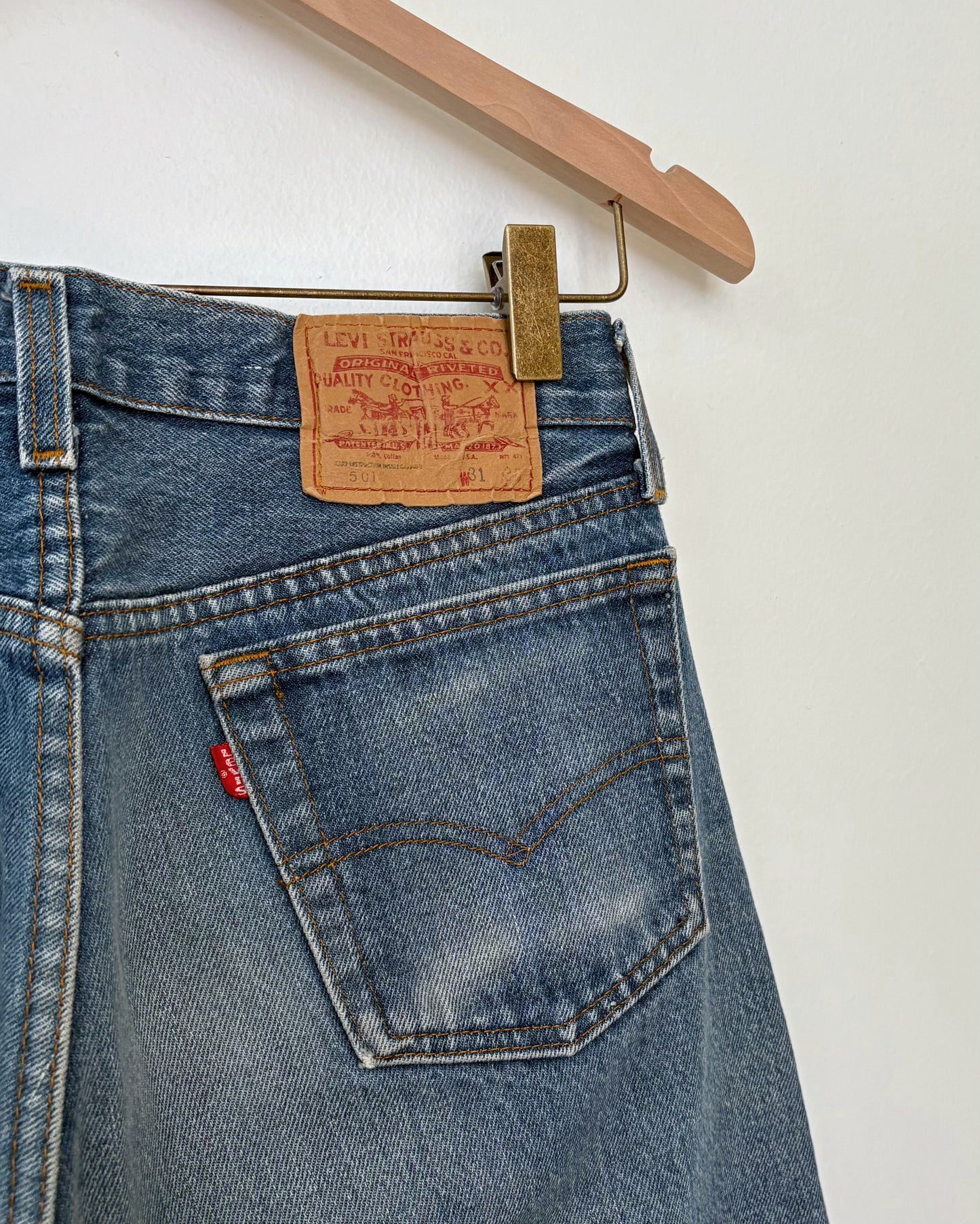 Vintage Levi's 501 (28x32)