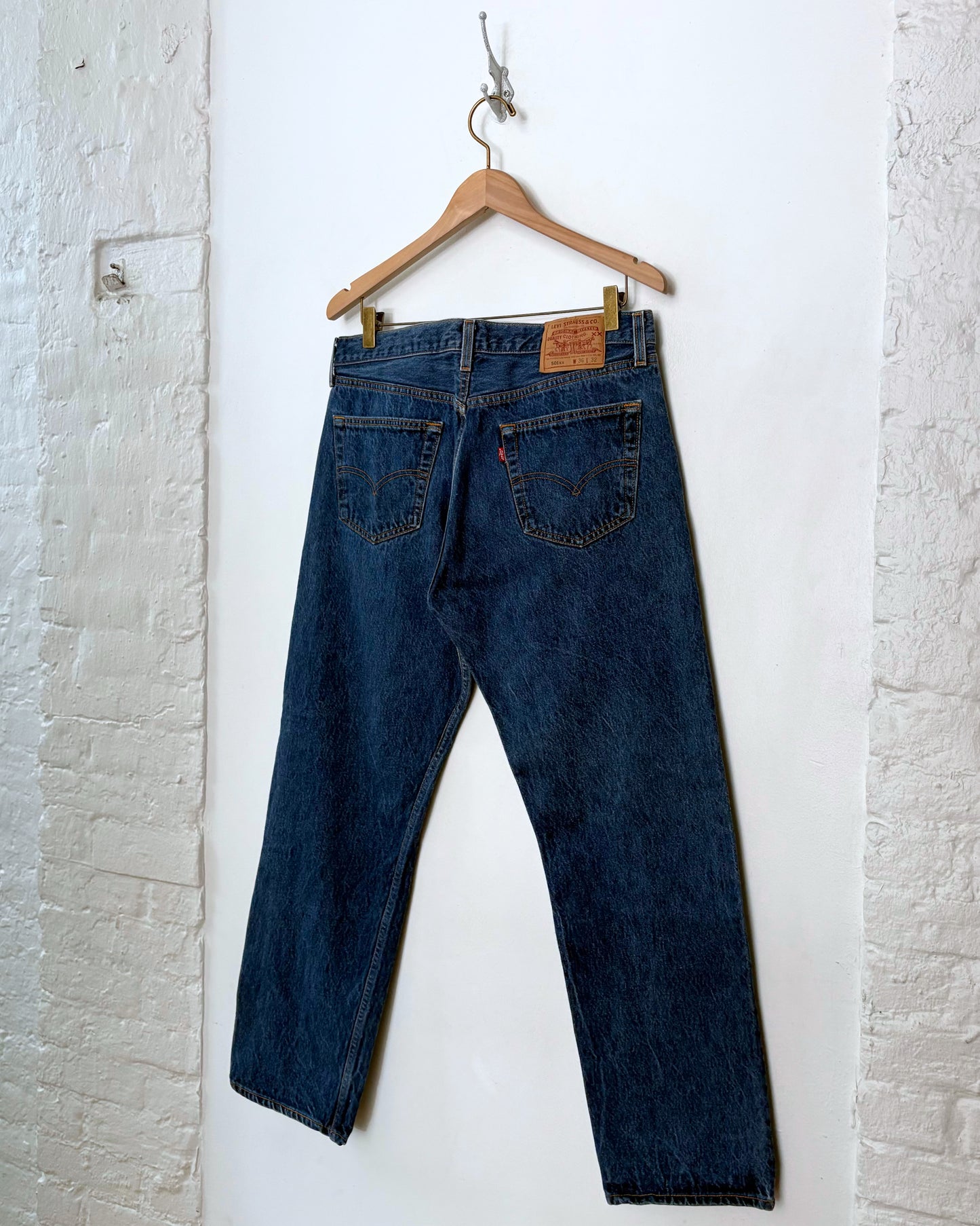 Vintage Levi's 501 (33x28)