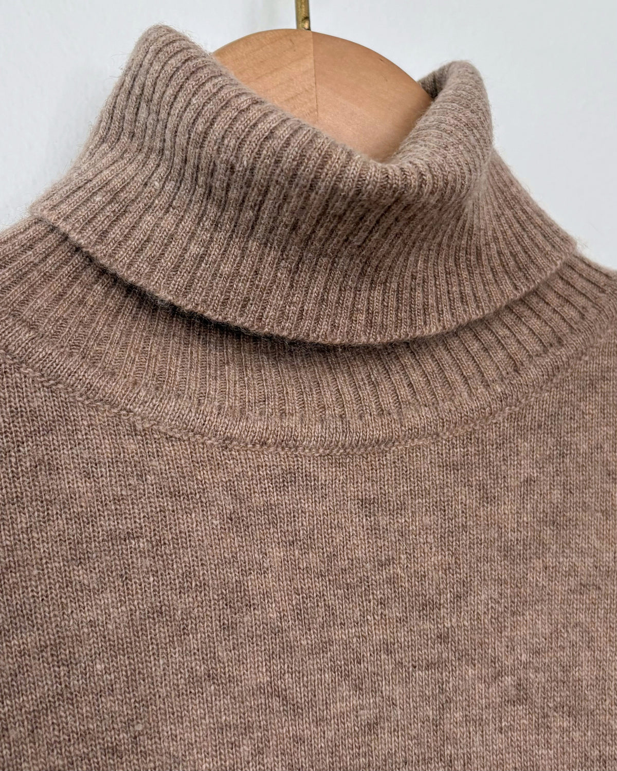 Saks Fifth Avenue Knitwear