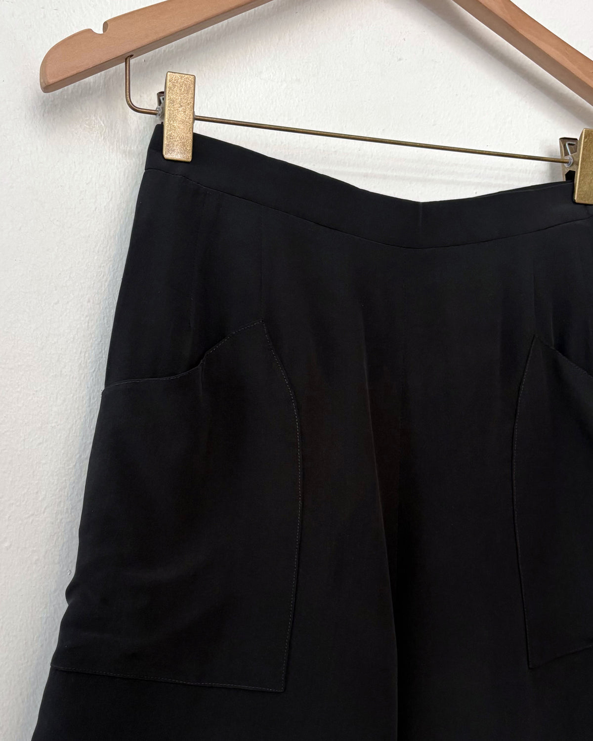Karl Lagerfeld Shorts 28"