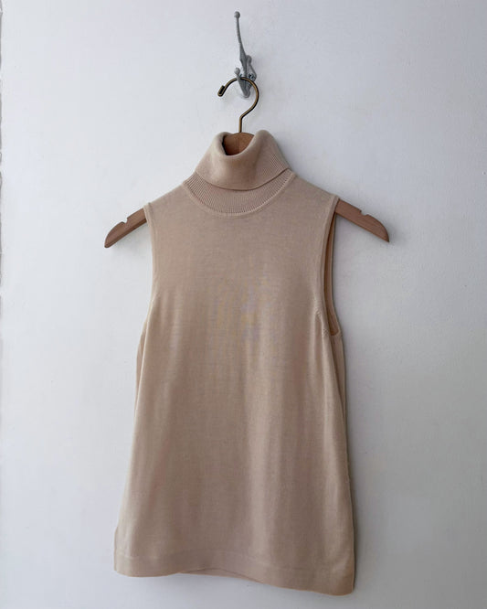 Henri Bendel Knitwear